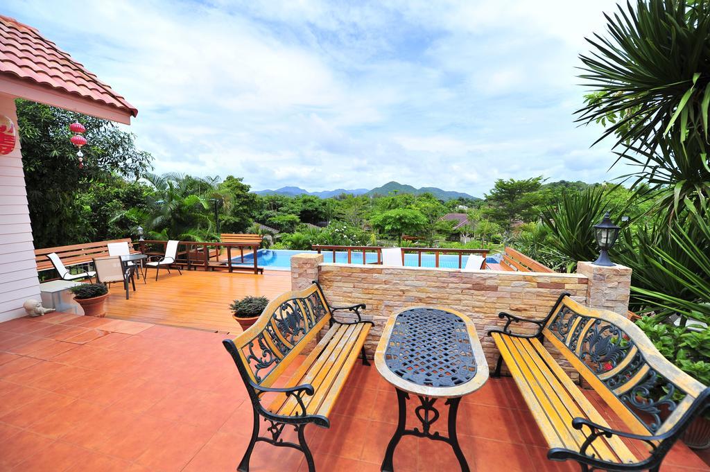 Dusit Talai Resort Nongnamdeng Szoba fotó