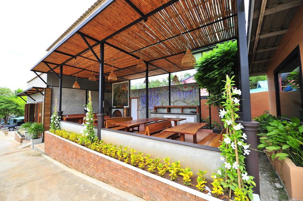 Dusit Talai Resort Nongnamdeng Kültér fotó