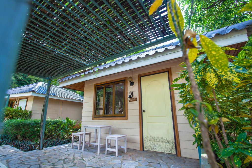 Dusit Talai Resort Nongnamdeng Kültér fotó