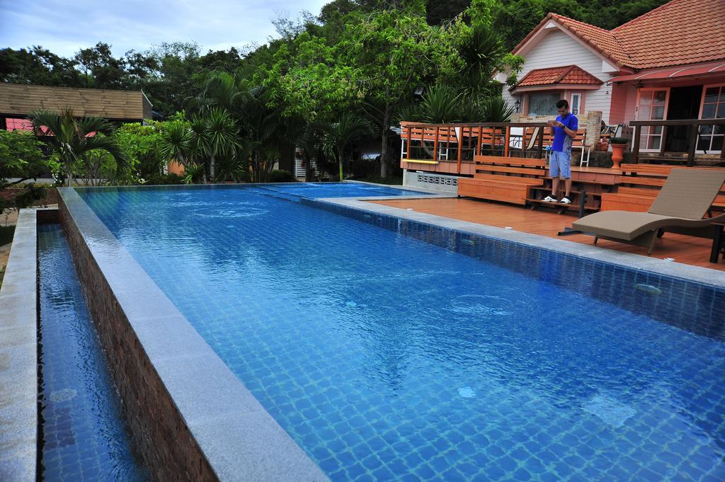 Dusit Talai Resort Nongnamdeng Kültér fotó