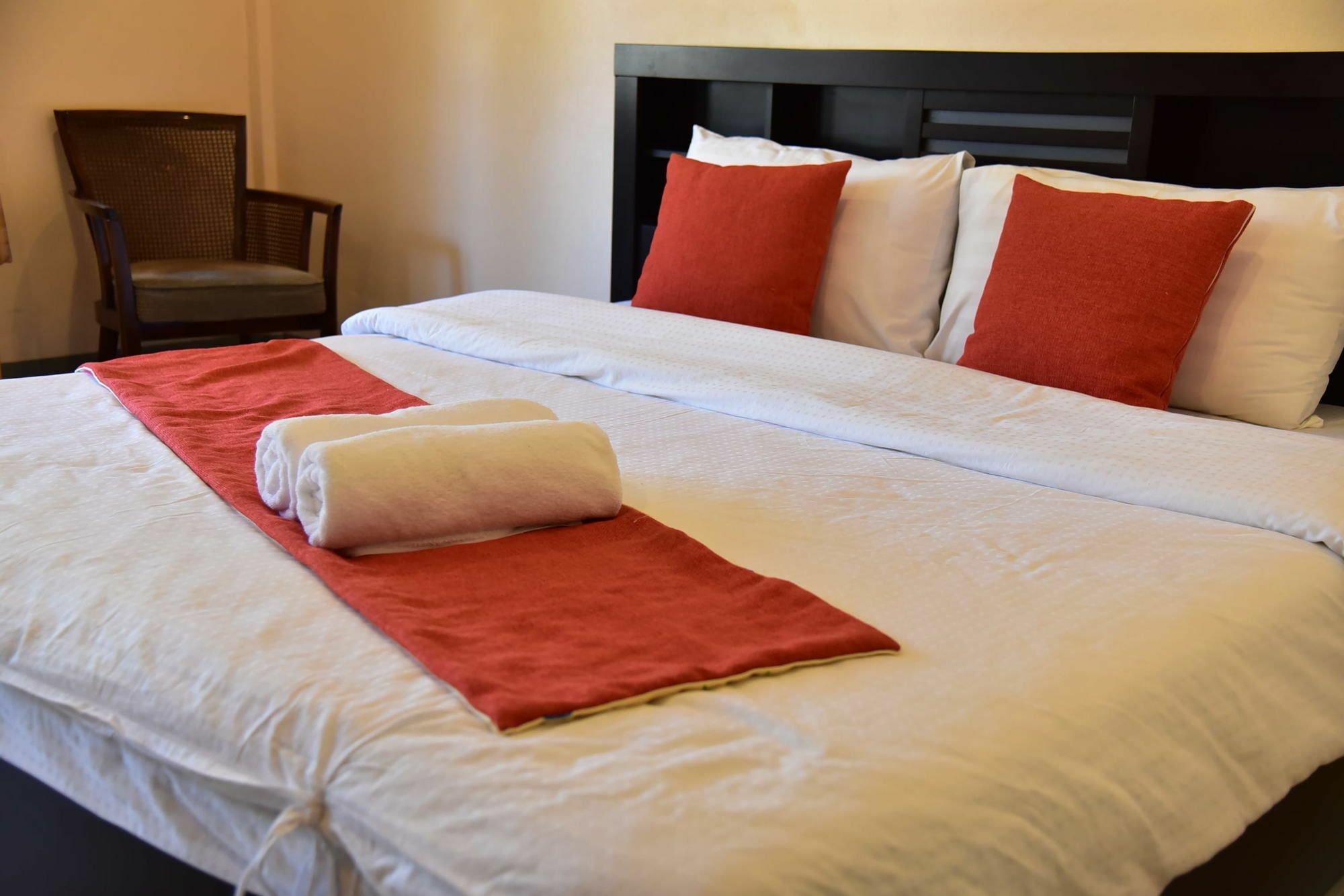 Dusit Talai Resort Nongnamdeng Kültér fotó