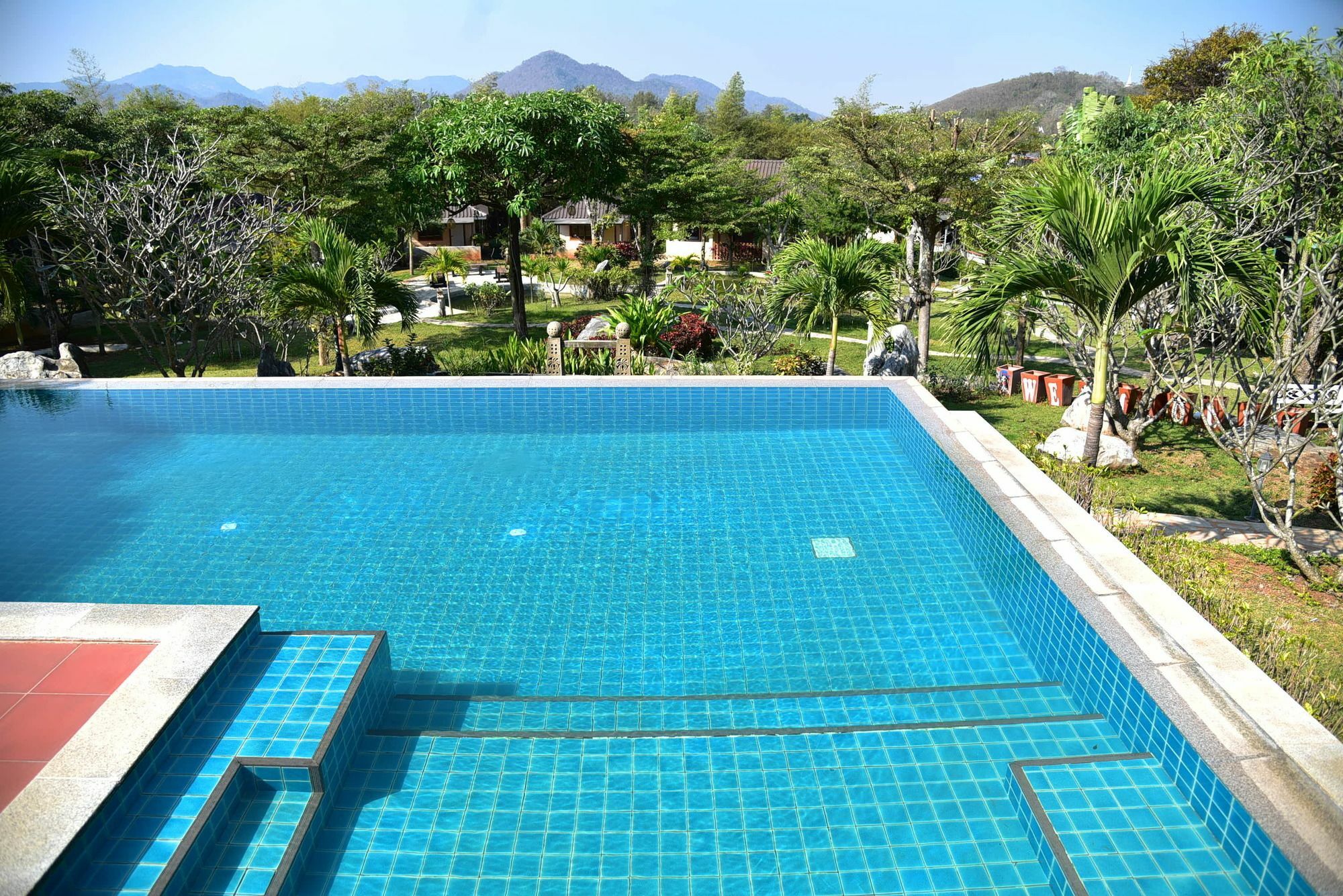 Dusit Talai Resort Nongnamdeng Kültér fotó